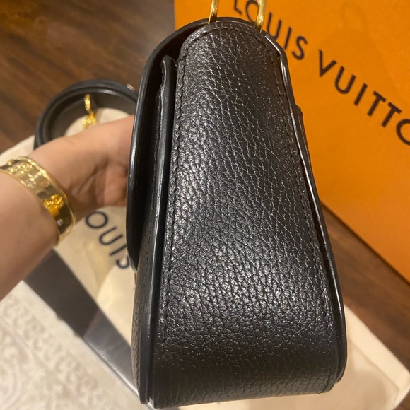 Louis Vuitton vivienne bag - Picture 3 of 6